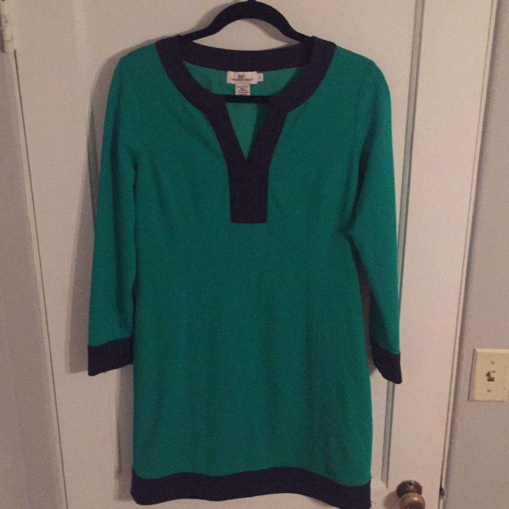 vineyard vines long sleeve above the knee dress